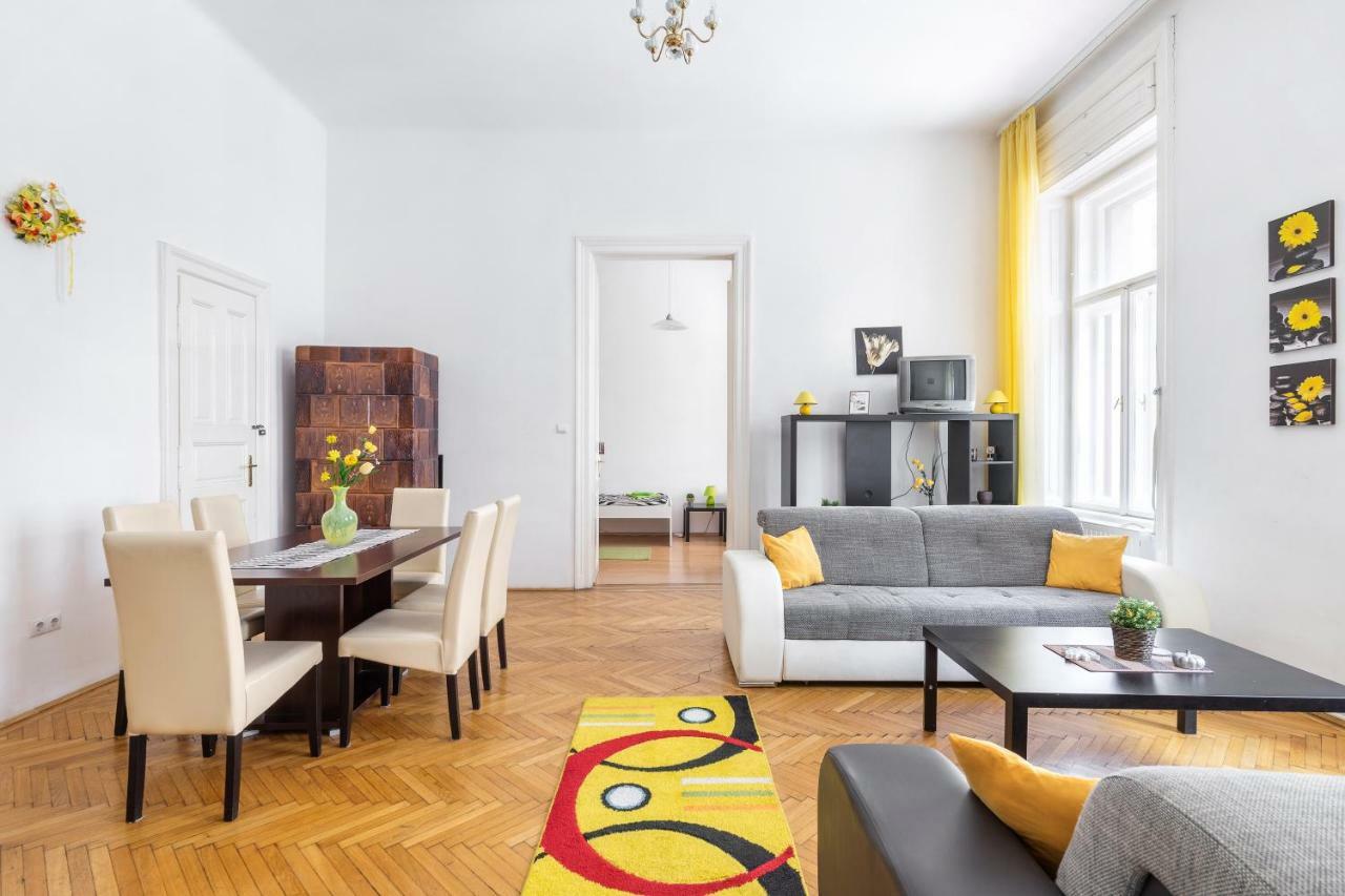 Izabella Home 2 Budapest Eksteriør bilde