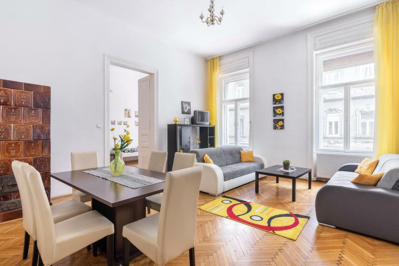 Izabella Home 2 Budapest Eksteriør bilde
