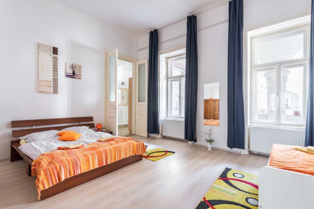 Izabella Home 2 Budapest Eksteriør bilde
