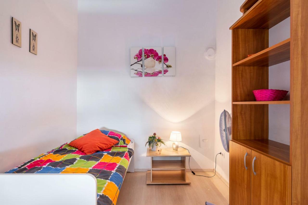 Izabella Home 2 Budapest Eksteriør bilde